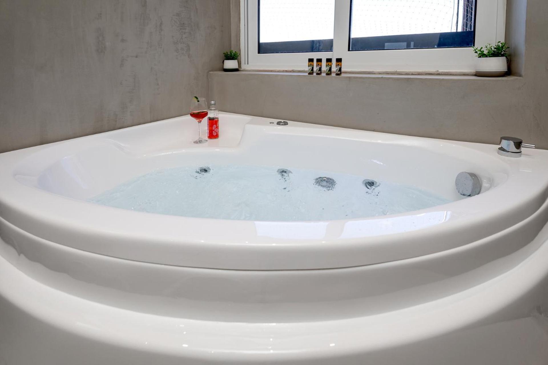 Anele Luxury Suites - Roof Top Jacuzzi La Canée Extérieur photo